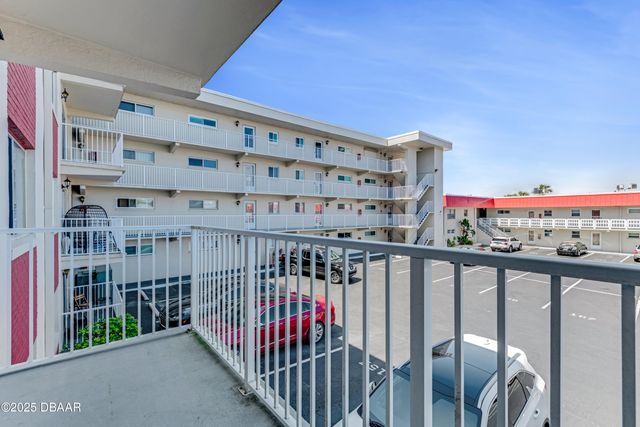 2711 N Halifax Ave Apt 271, Daytona Beach, FL 32118