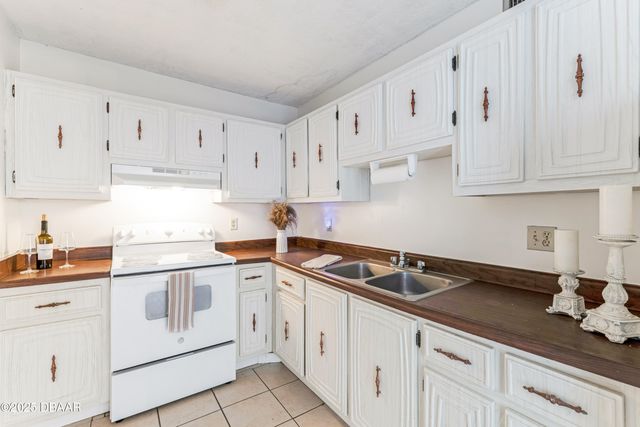 2711 N Halifax Ave Apt 271, Daytona Beach, FL 32118