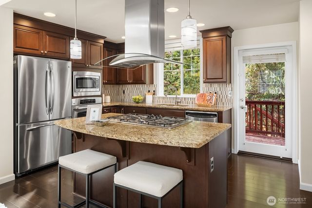 10508 SE 10th Court, Bellevue, WA 98004