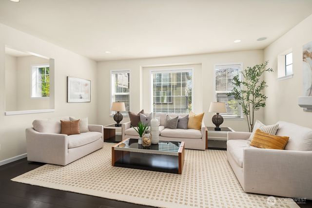 10508 SE 10th Court, Bellevue, WA 98004