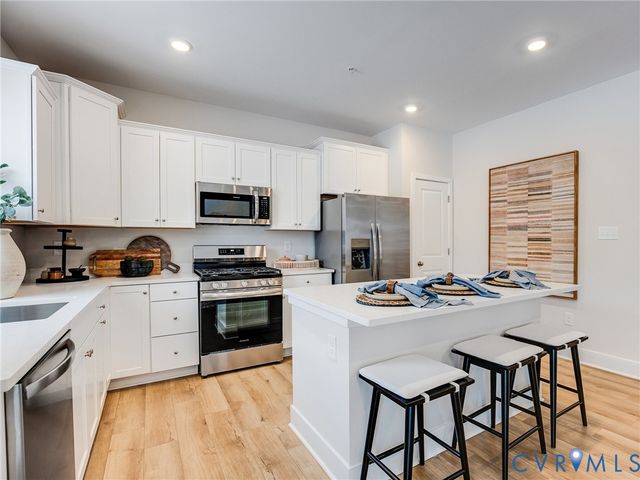 3321 Sunstone Dr, Richmond, VA 23223
