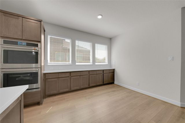 1665 Sherwood Glen Drive, Friendswood, TX 77546