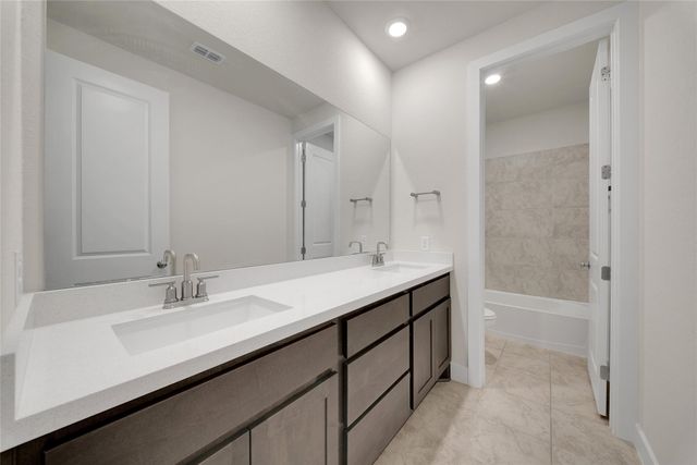1665 Sherwood Glen Drive, Friendswood, TX 77546