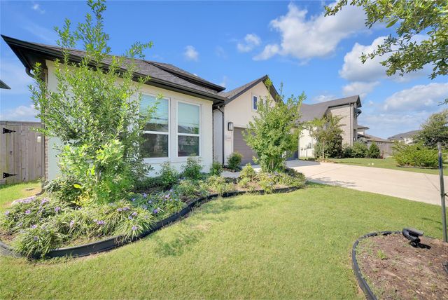 1665 Sherwood Glen Drive, Friendswood, TX 77546