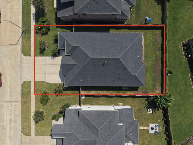 1665 Sherwood Glen Drive, Friendswood, TX 77546