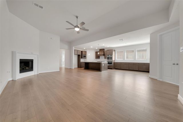 1665 Sherwood Glen Drive, Friendswood, TX 77546