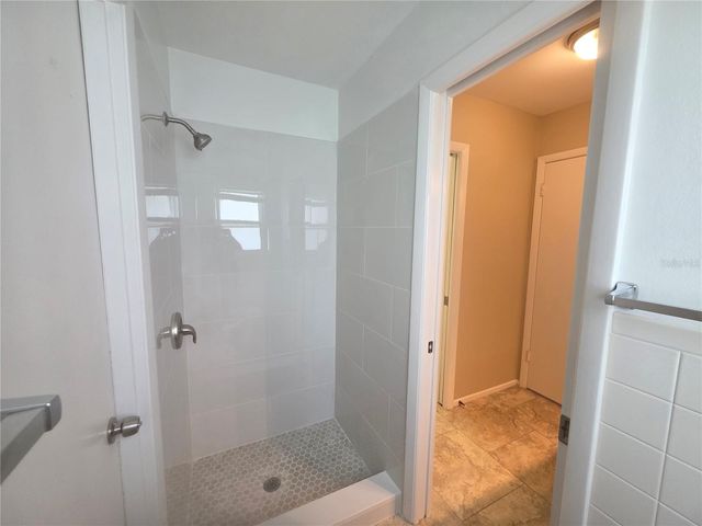 352 PINE TREE ROAD, Venice, FL 34293