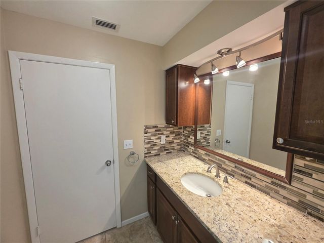 352 PINE TREE ROAD, Venice, FL 34293