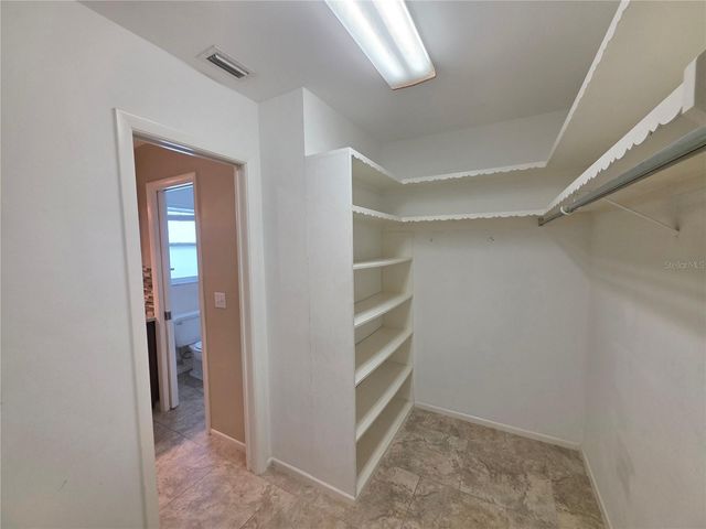 352 PINE TREE ROAD, Venice, FL 34293
