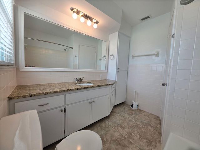 352 PINE TREE ROAD, Venice, FL 34293