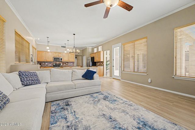 1937 W LARK Drive, Chandler, AZ 85286