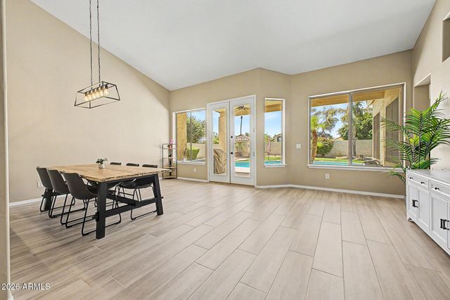 1937 W LARK Drive, Chandler, AZ 85286