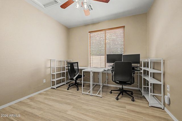 1937 W LARK Drive, Chandler, AZ 85286