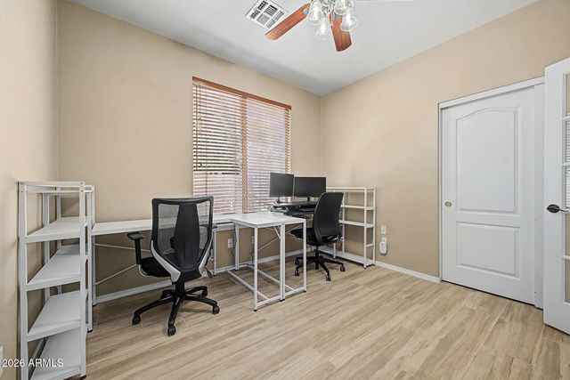 1937 W LARK Drive, Chandler, AZ 85286