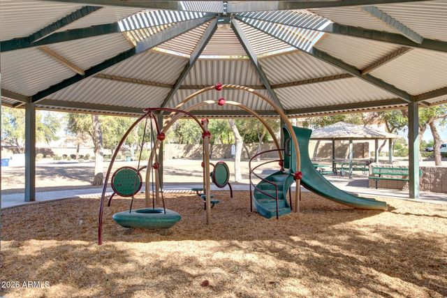 1937 W LARK Drive, Chandler, AZ 85286
