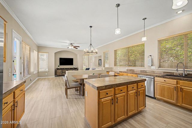 1937 W LARK Drive, Chandler, AZ 85286