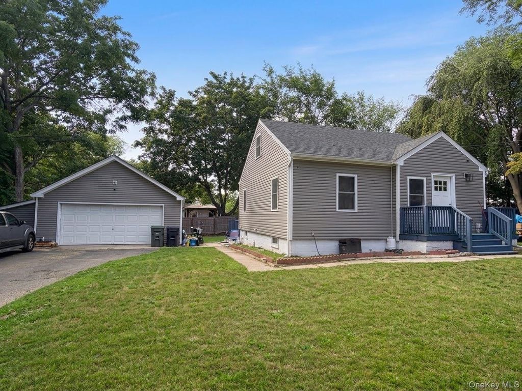 56 Gould Road, Centereach, NY 11720 — exterior