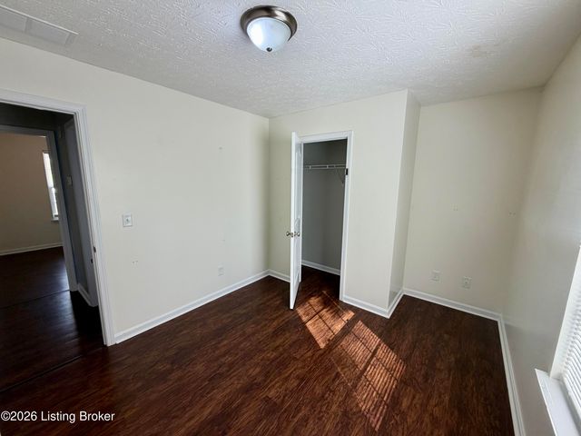 119 McGowan Ave, Bardstown, KY 40004