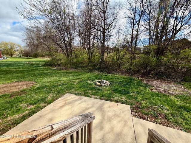 119 McGowan Ave, Bardstown, KY 40004