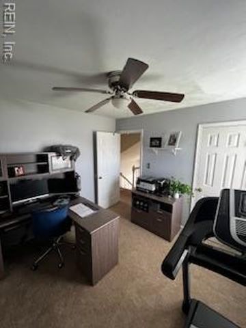 1713 Summer Lake CT, Virginia Beach, VA 23454