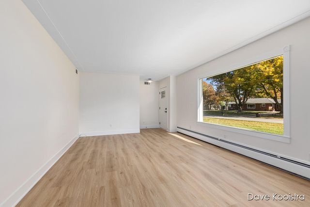 5191 Canal Avenue SW, Grandville, MI 49418