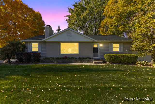 5191 Canal Avenue SW, Grandville, MI 49418