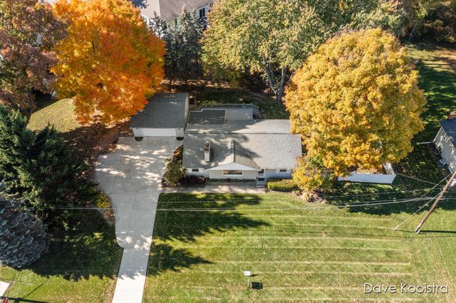 5191 Canal Avenue SW, Grandville, MI 49418