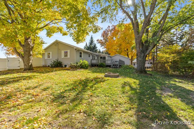 5191 Canal Avenue SW, Grandville, MI 49418