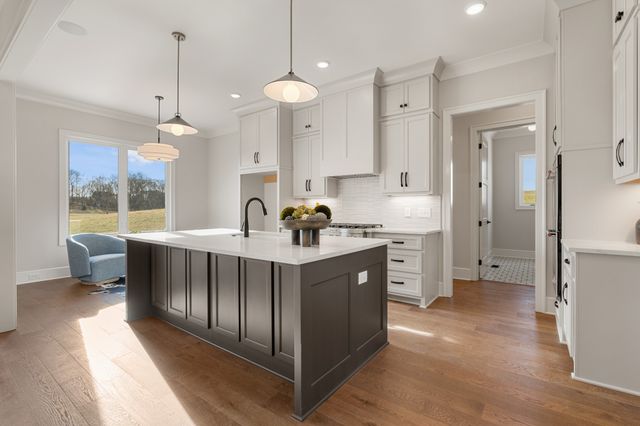 1160 Horn Springs Rd, Lebanon, TN 37087