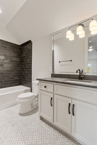 1160 Horn Springs Rd, Lebanon, TN 37087