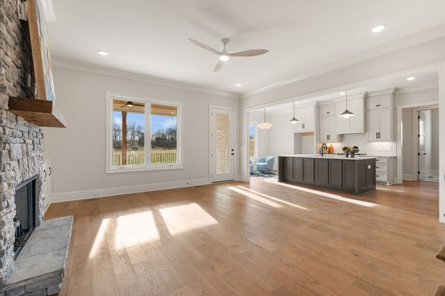 1160 Horn Springs Rd, Lebanon, TN 37087