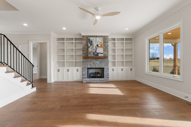 1160 Horn Springs Rd, Lebanon, TN 37087