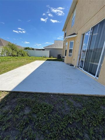 435 STONE BRIAR DRIVE, Ruskin, FL 33570