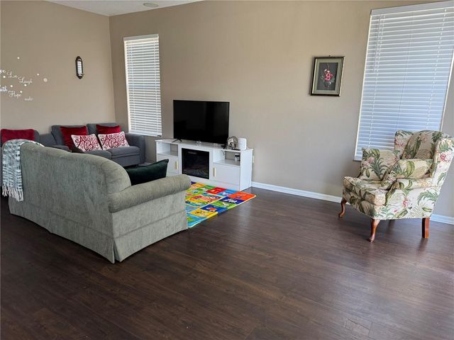 435 STONE BRIAR DRIVE, Ruskin, FL 33570