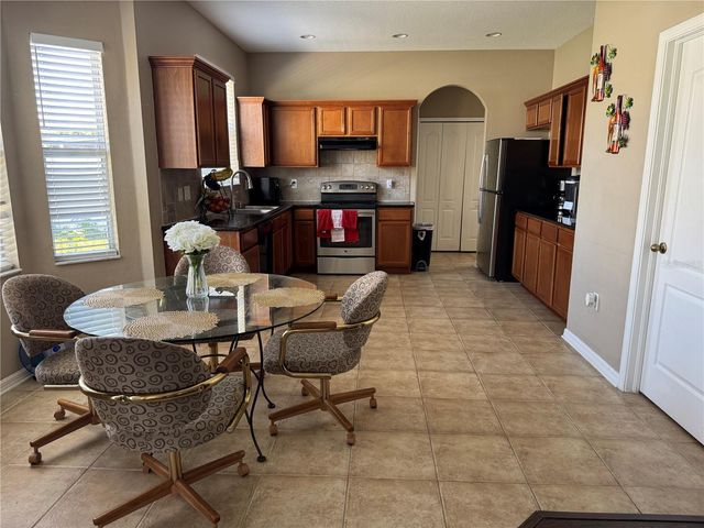 435 STONE BRIAR DRIVE, Ruskin, FL 33570