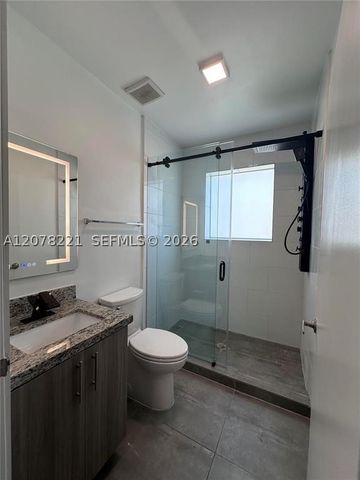 165 NW 39th St 3, Miami, FL 33127