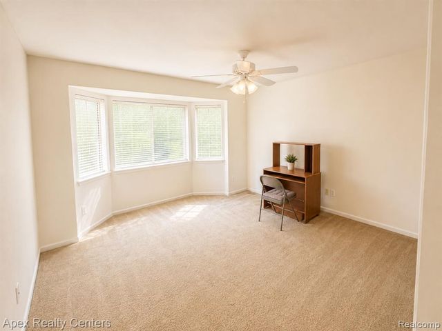 45132 Hanford Road, Canton, MI 48187