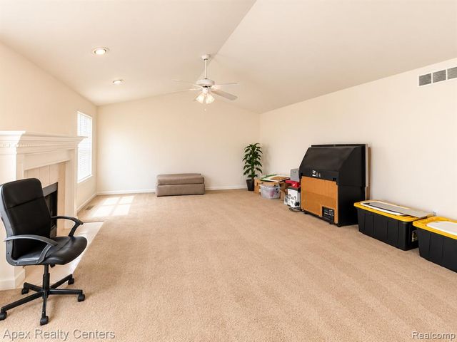 45132 Hanford Road, Canton, MI 48187