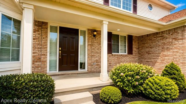 45132 Hanford Road, Canton, MI 48187