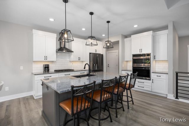 4883 Honeycrisp Drive NE, Rockford, MI 49341