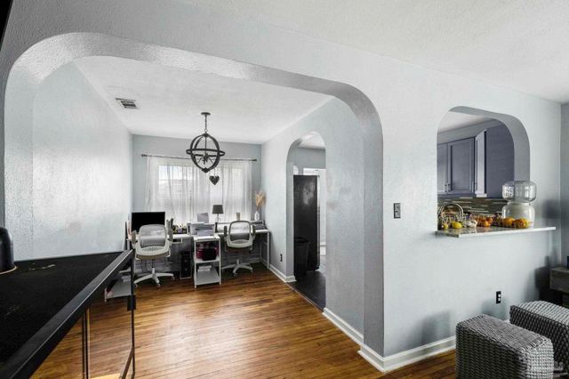 1801 E Cross St, Pensacola, FL 32503