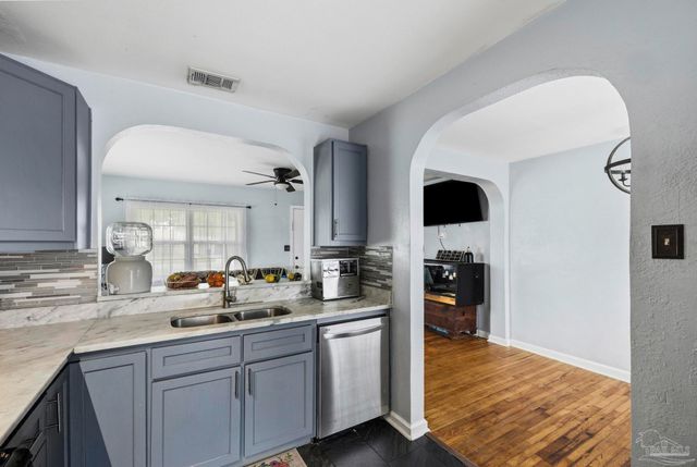 1801 E Cross St, Pensacola, FL 32503