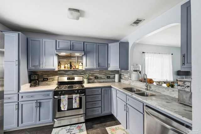 1801 E Cross St, Pensacola, FL 32503