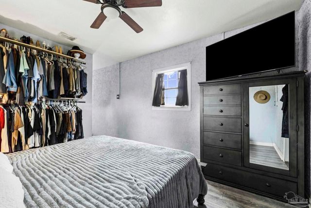 1801 E Cross St, Pensacola, FL 32503