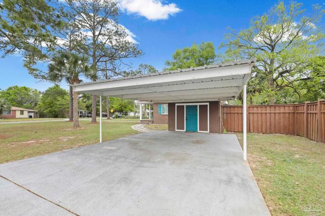 1801 E Cross St, Pensacola, FL 32503