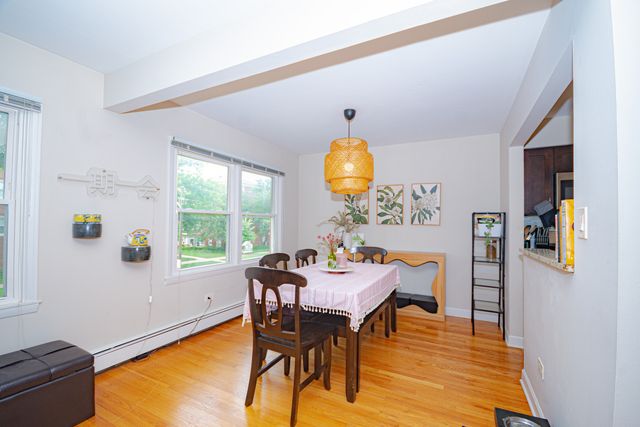 2724 W Berwyn Avenue 2B, Chicago, IL 60625