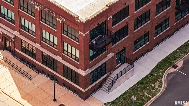1001 SW ADAMS Street, Peoria, IL 61602