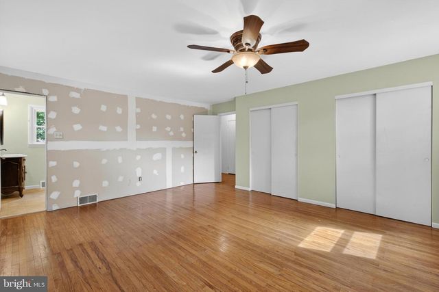 532 CEDAR DR, Lafayette Hill, PA 19444