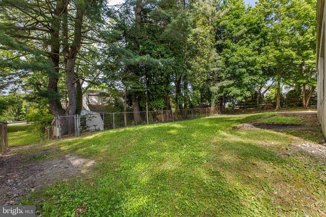 532 CEDAR DR, Lafayette Hill, PA 19444