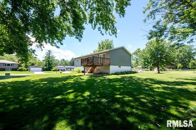 100 JUNIPER Lane, East Peoria, IL 61611